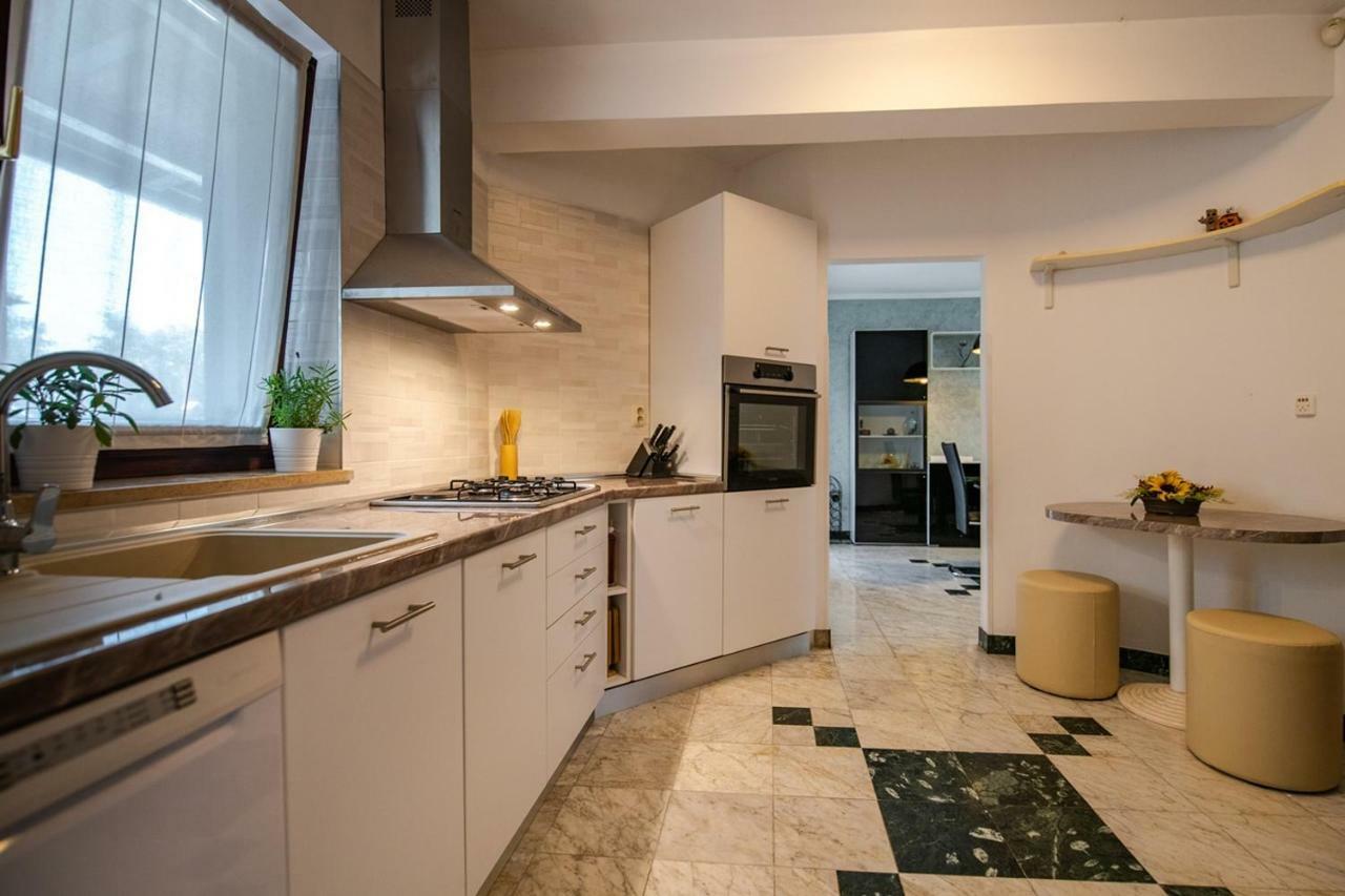 Cave Romane Apartment With Private Pool And Sea View Vinkuran Exterior photo